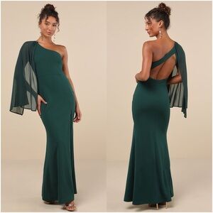 LULU'S Majestic Attitude Emerald Green Cape Sleeve One Shoulder
Maxi Dress